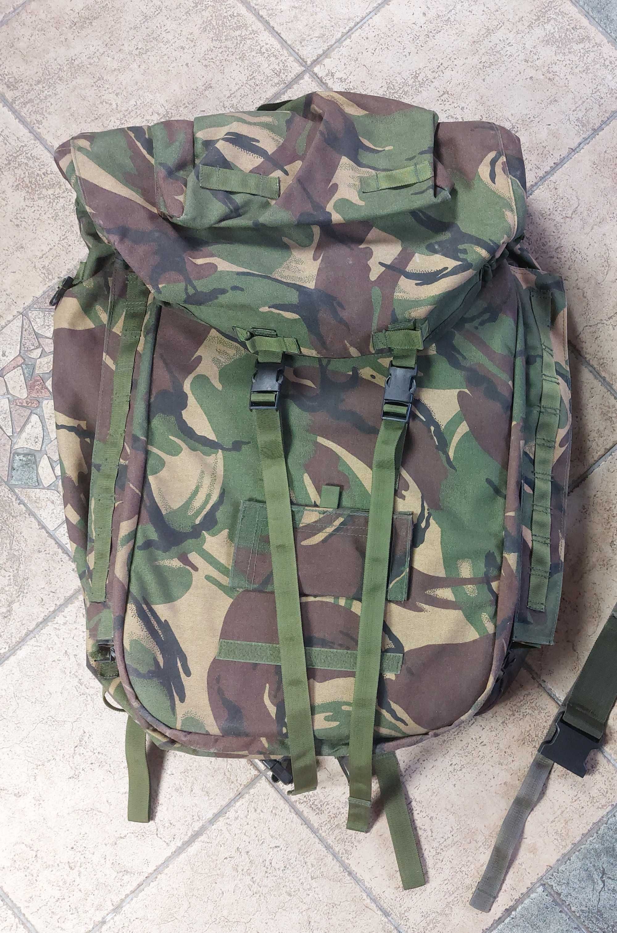 Zestaw oporządzenia i mundur UK Army DPM