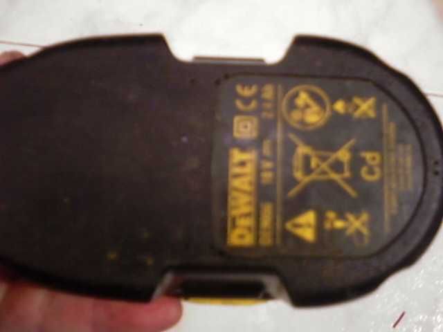 chave de impacto a bateria dewalt dw059