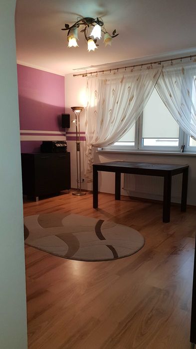 mieszkanie 2 pokojowe w bloku centrum miasta