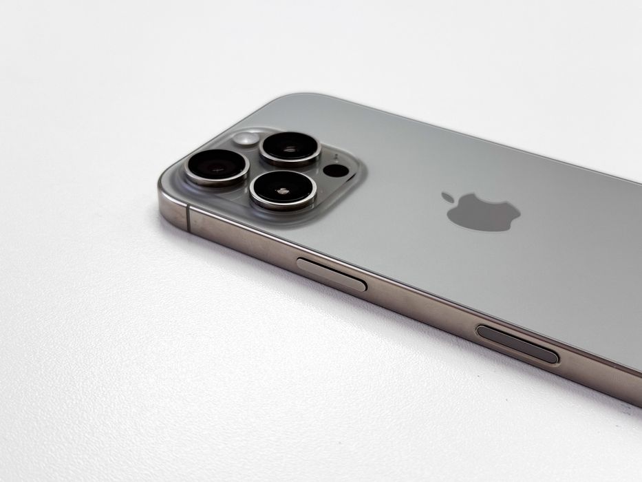 iPhone 16 Pro 128 GB Naturalny Tytan Jak Nowy Sklep Gwarancja Producen