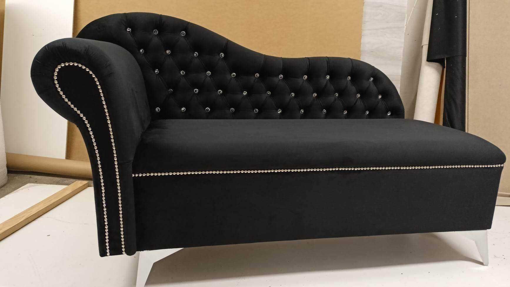 Szezlongi ławeczki chesterfield