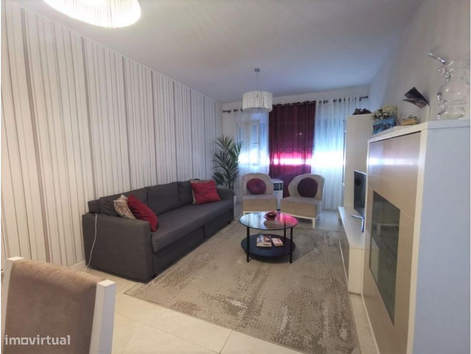 T2 Arrendamento * * Totalmente Mobilado * * arrendamento - EXPO