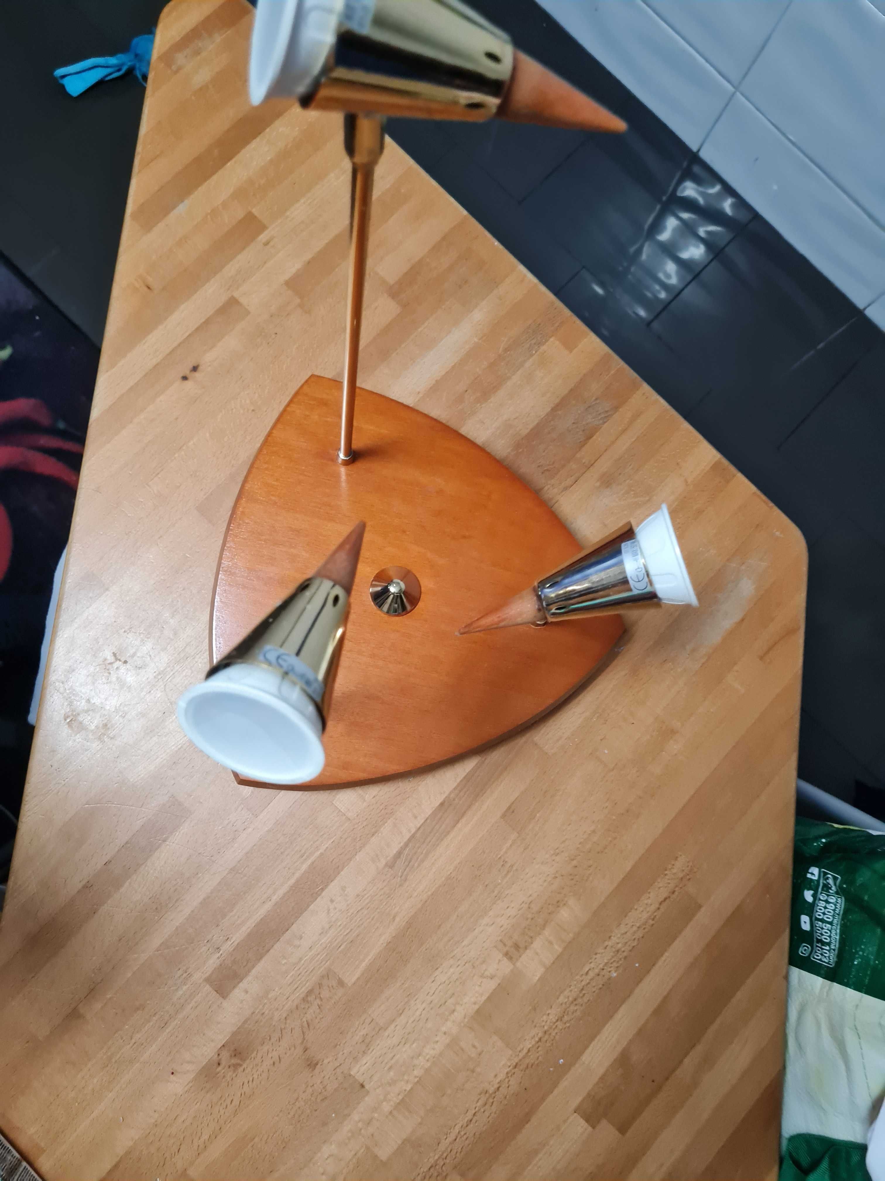 Candieiro de Quarto