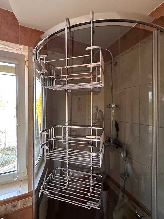 chromowana półka pod prysznic