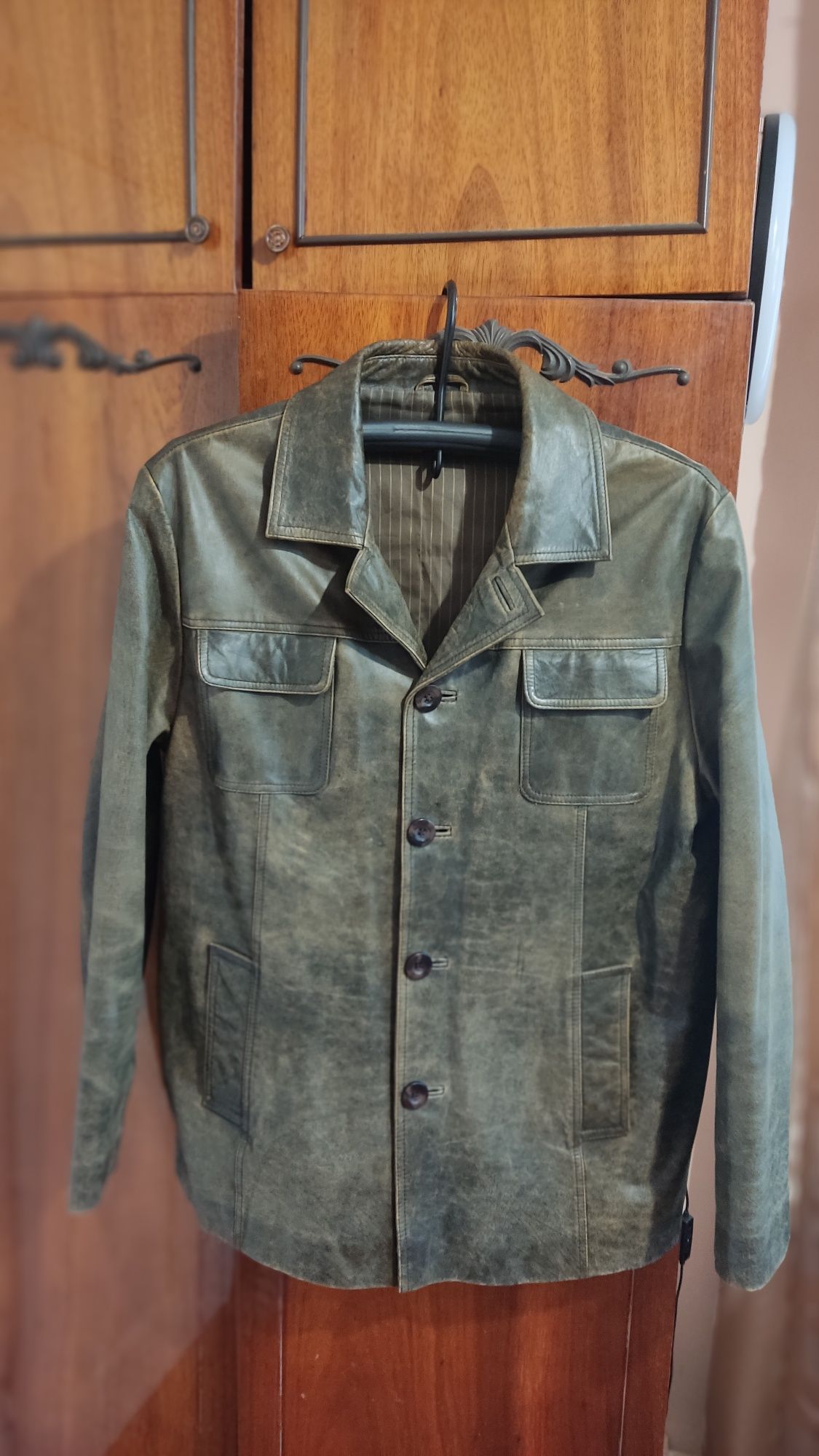 Куртка leather знаменитой Лондонской фирмы River Island. розмір XL.