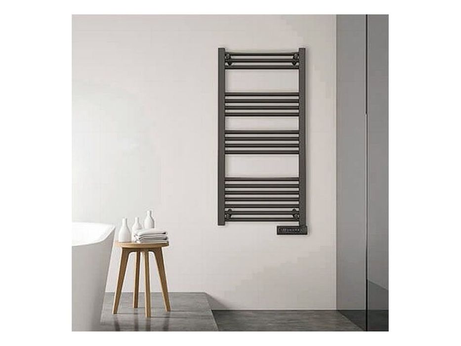 Toalheiro Elétrico Cecotec com 750W, ecrã LED e controlo tátil (Novo)