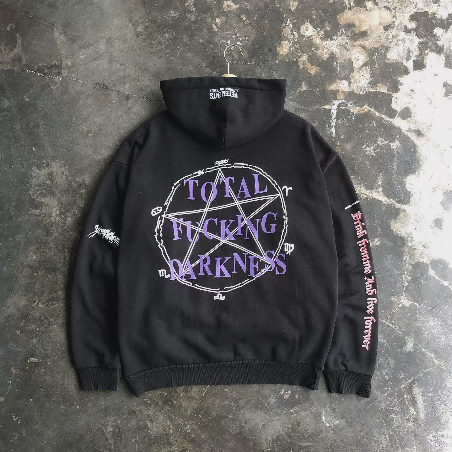 Худи Total Fucking Darkness