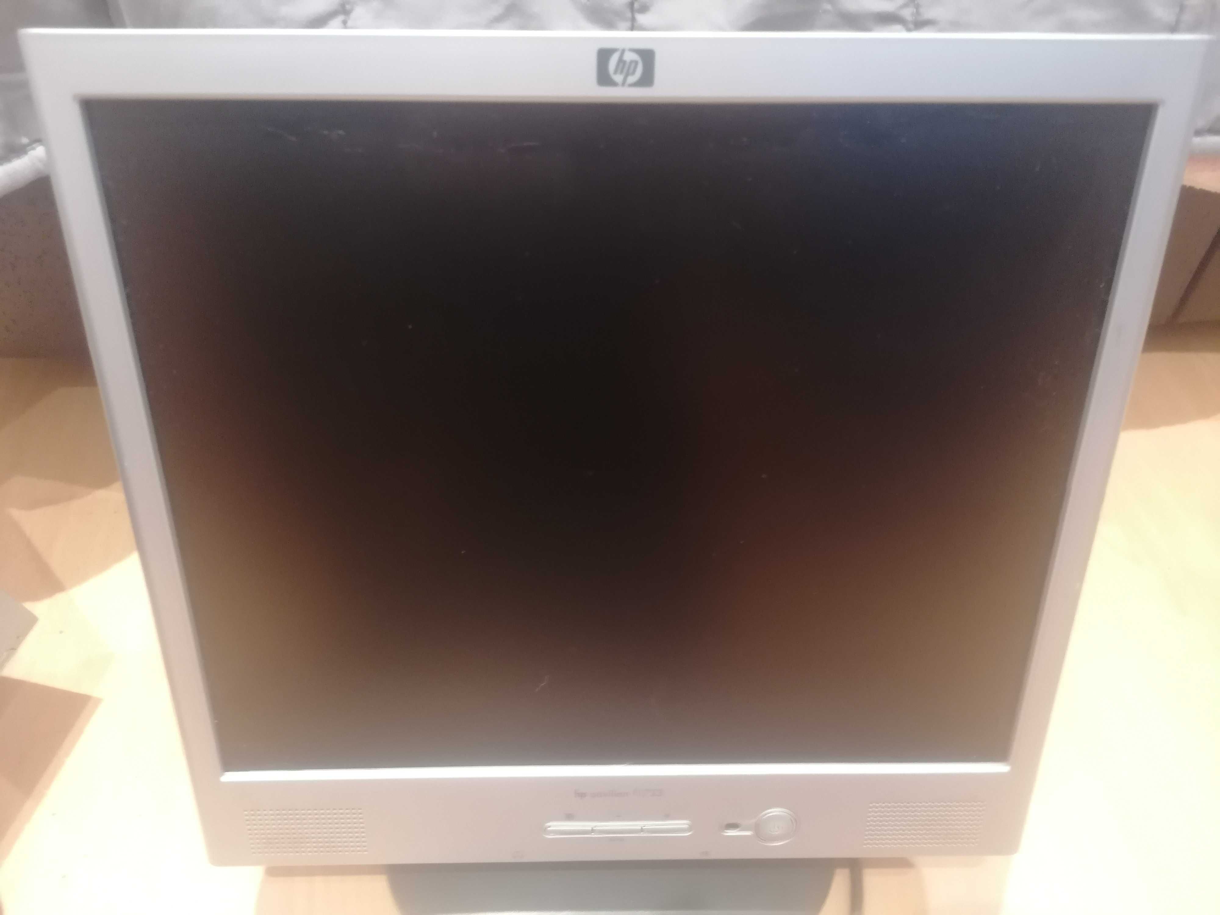 Vendo ou troco monitor de computador LCD HP pavilion F1723 de 17 poleg