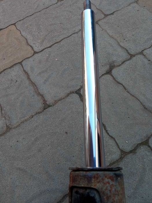 Амортизатор Срв 3 Хонда, 2010 року.