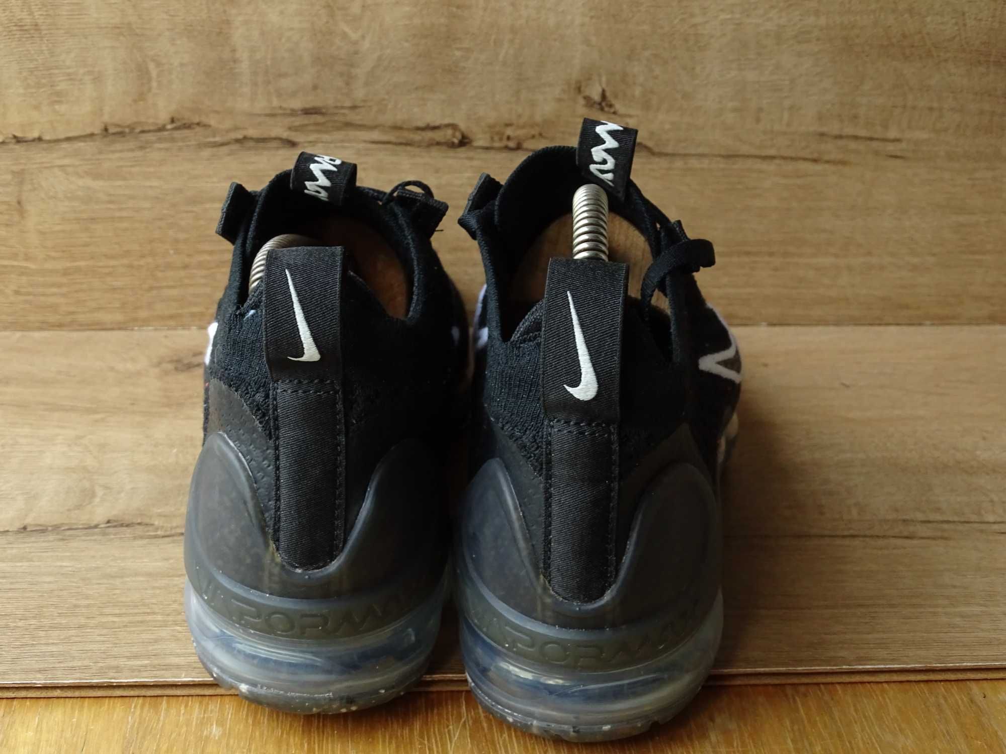 Кросівки Nike Air VaporMax 2021