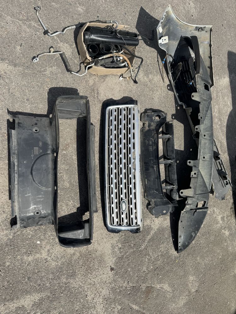 Елементи бампера Воздуховоди решотка радиатора Range Rover L405 L494