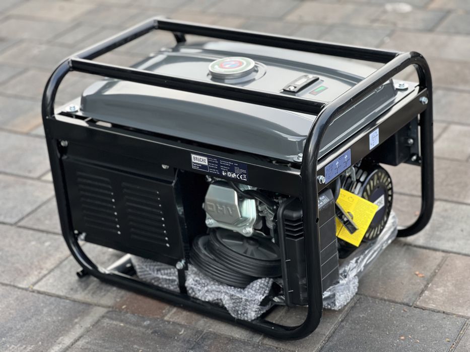 Бензиновий ренератор 2.6 KW