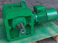 Motoreduktor kątowy 1.5kw 4obr.  Abm