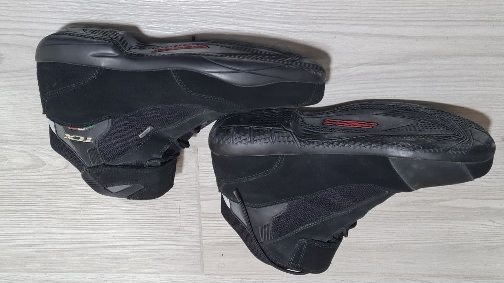 Botas mota TCX em gore-tex