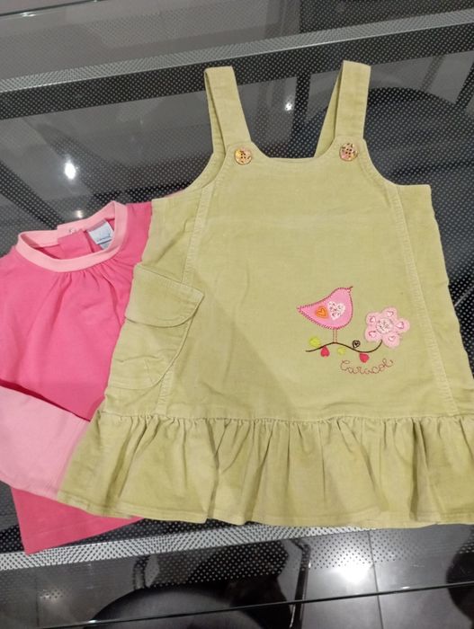 Conjunto de camisola quentinha e saia em bombazine fina.