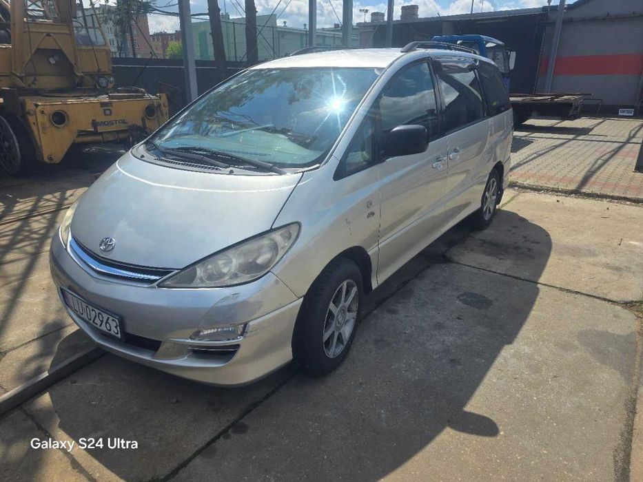 Toyota Previa 2006 rok