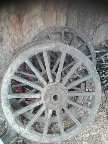 Rodas de carroça antiga