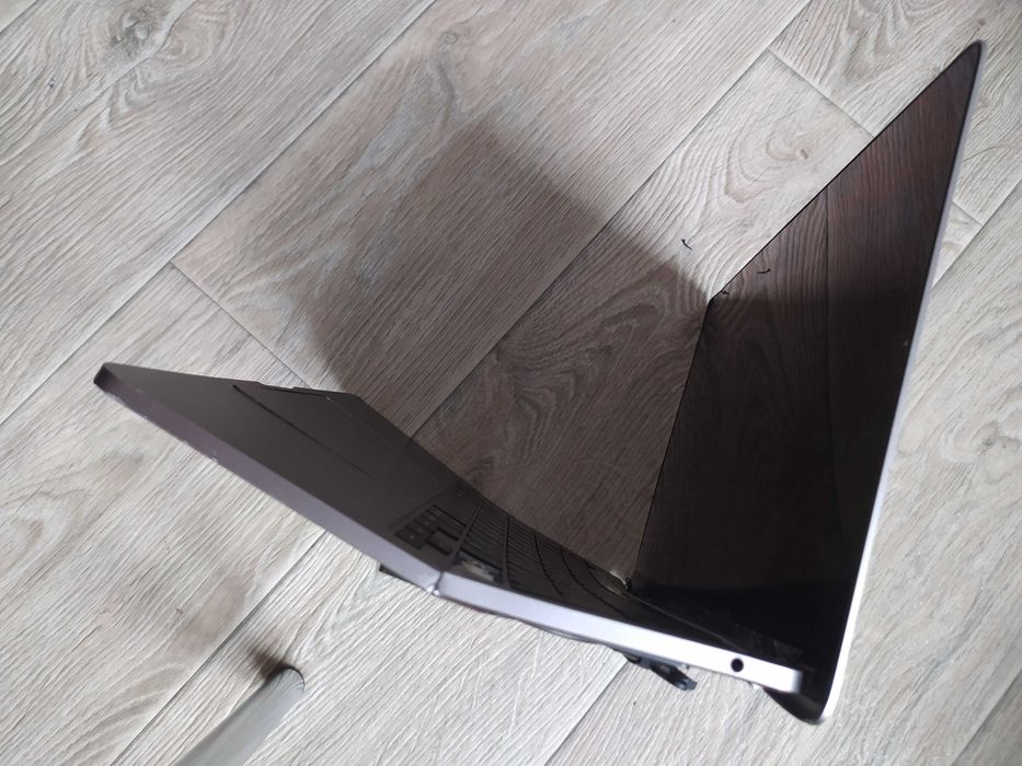 MacBook Pro A2338, пострадавший