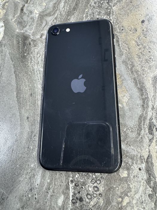 Iphone SE 2020 64Gb Неверлок BAT 89% Комплект