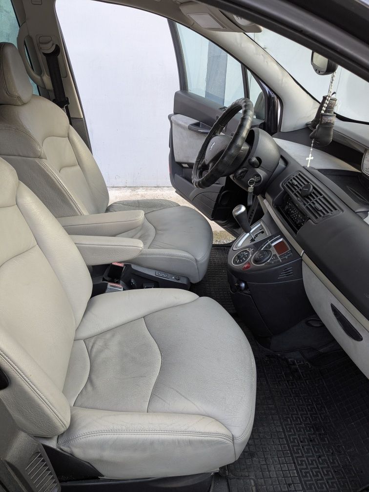 Продам Peugeot 807