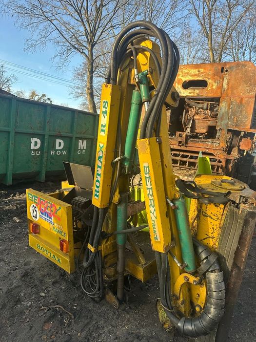 Berry Rotiax R 48  Kosiarka rotacyjna do rowów mulczer Rotiax R 48