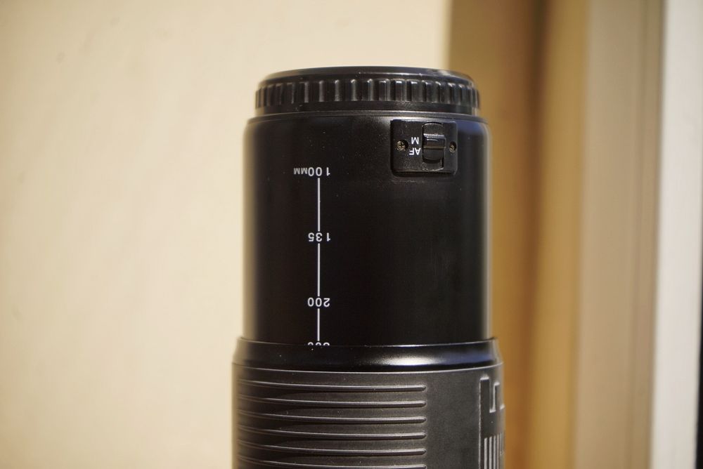 Об'єктив Voigtländer Telomar AF 100-300mm f5.6-6.7 VMV Marco EF