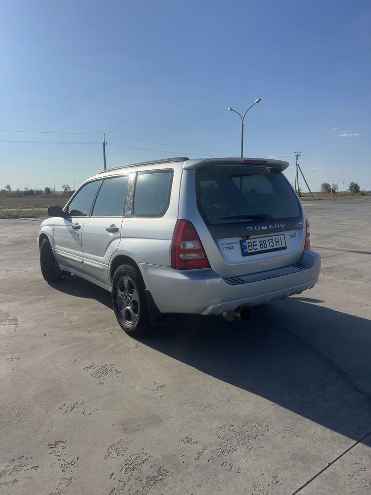 Subaru Forester 2004 • повна комплектація • газ/бензин