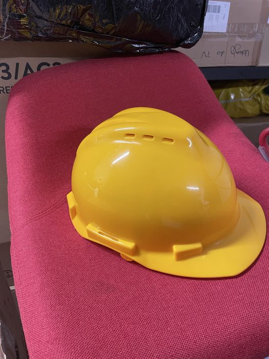 Kask ochronny żółty