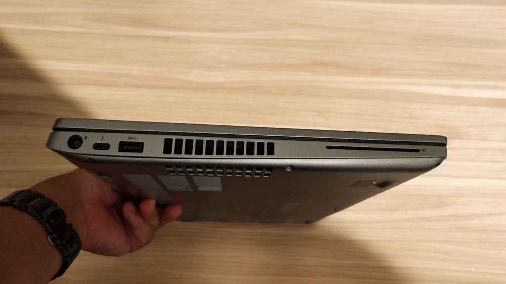 Ноутбук Dell Latitude 5511 15.6" i7-10850H/16Gb/SSD256Gb