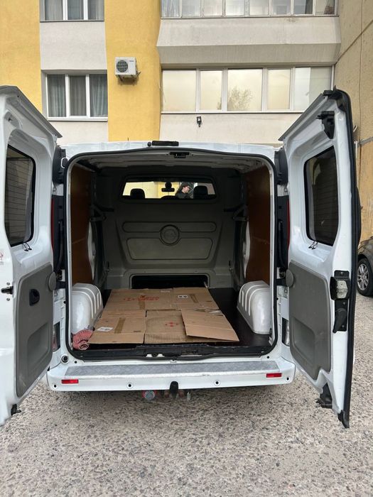 Продам опель виваро