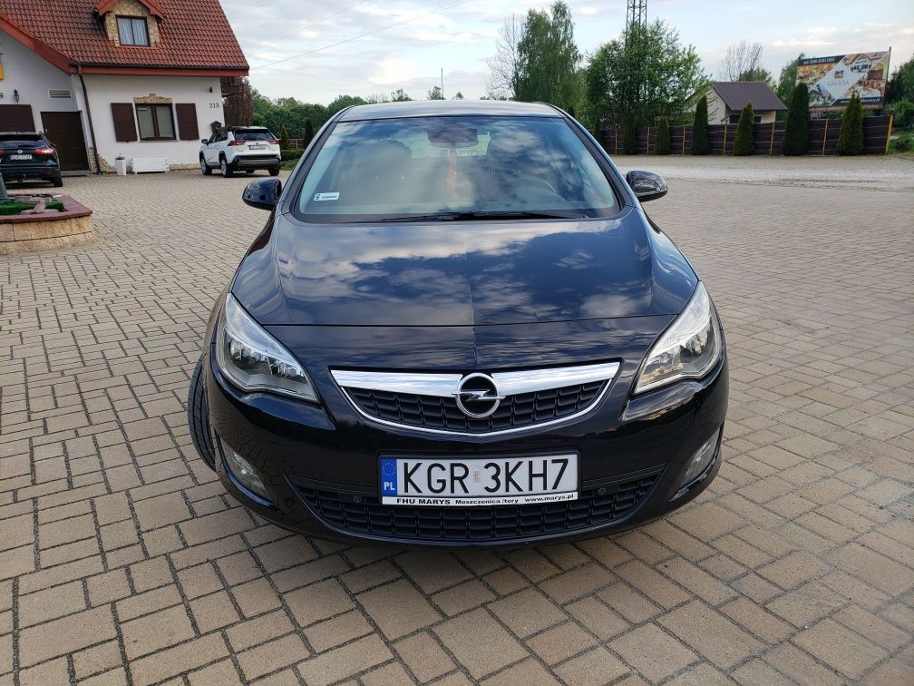 Opel Astra IV 1.7 isuzu 2011 1 właściciel stan BDB