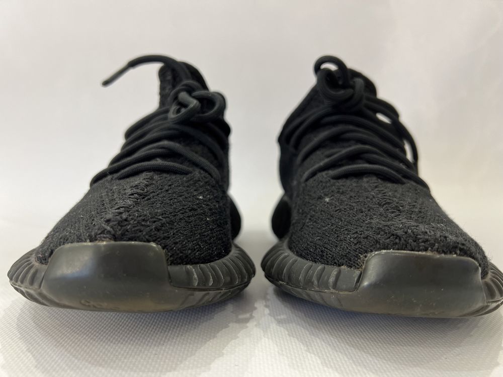 Кроссовки adidas Yeezy Boost 350 V2 Black Red