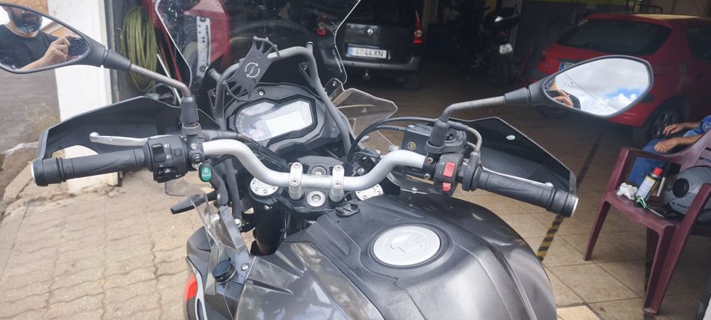 Benelli trk 502x