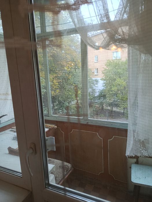 Продається 3-х кімнатна квартира в р-ні дендропарку