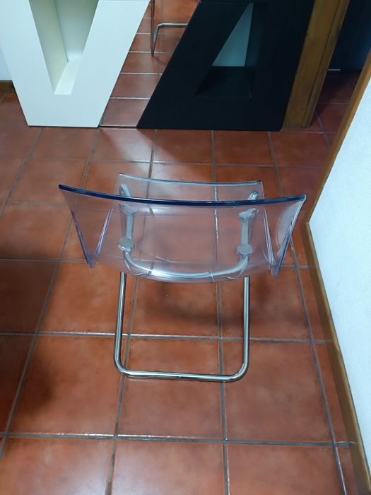 Móveis Cadeira Tobias