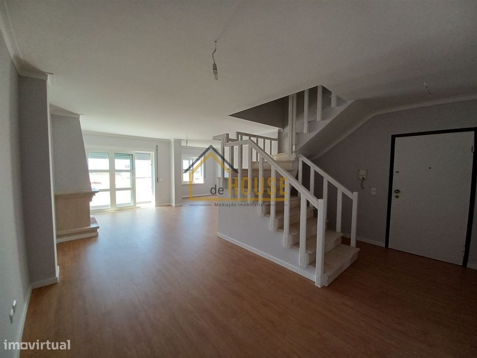 Apartamento T3 duplex vista mar