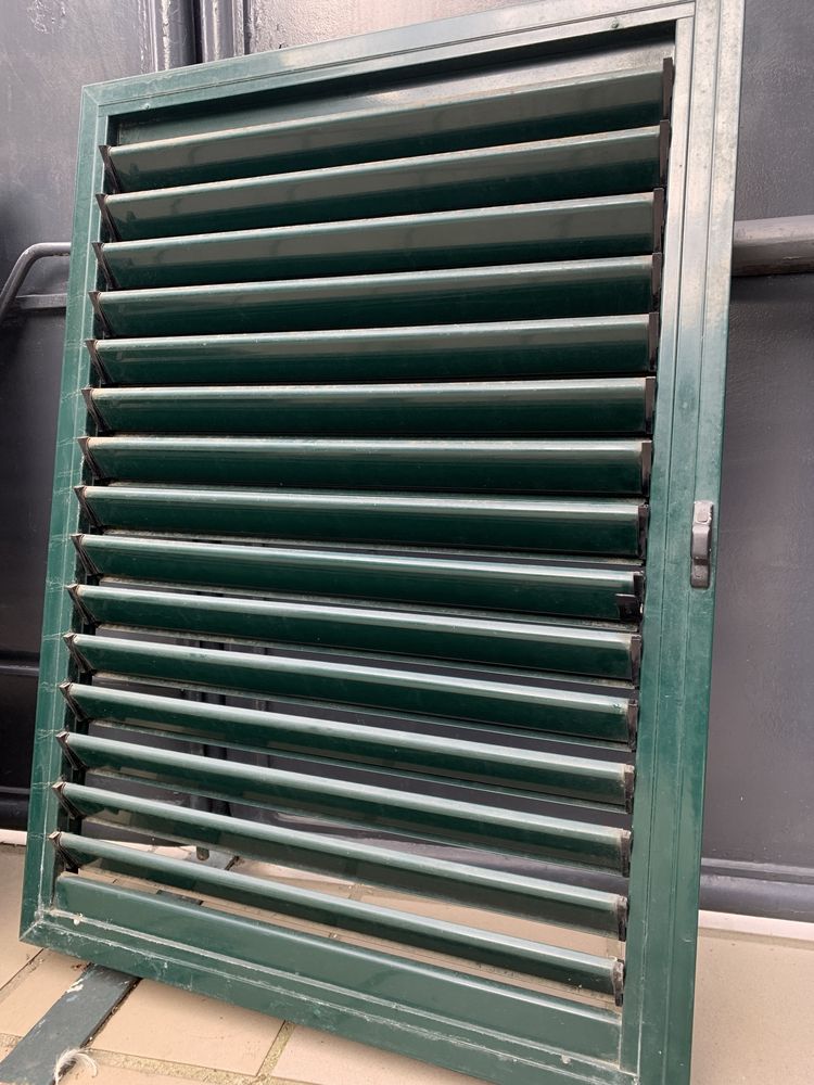 Portadas e Janelas de aluminio com varias dimensões