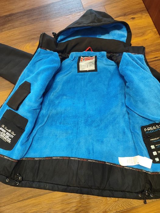Zimowa kurtka typu Softshell M