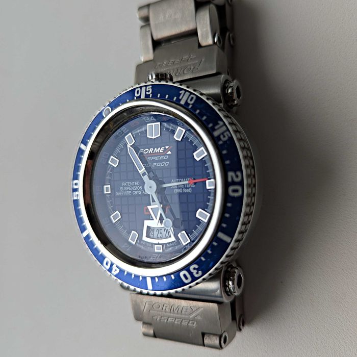 Formex 4 Speed ​​DS 2000 GMT