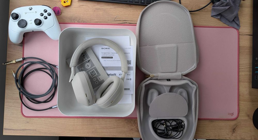 Навушники Bluetooth Sony WH-1000XM5 Silver