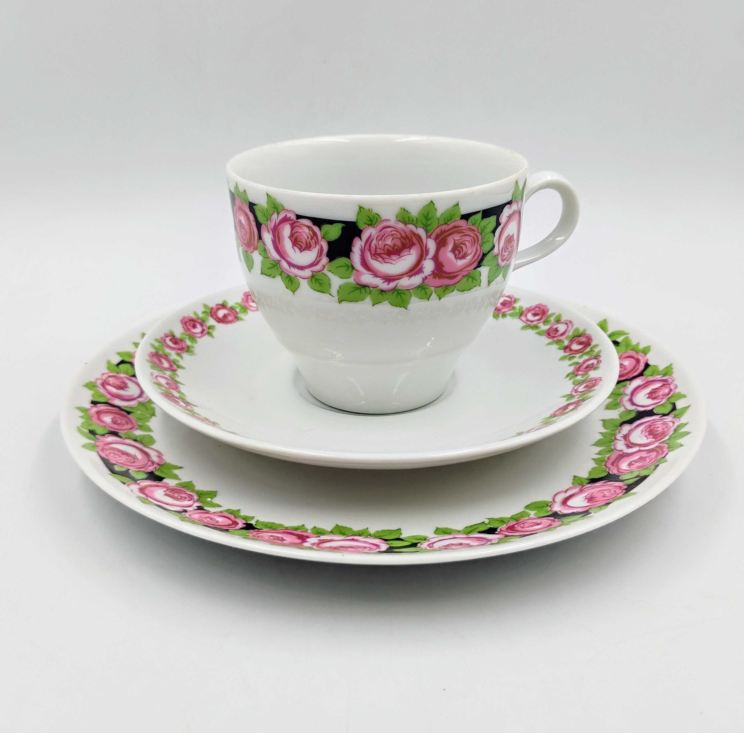 Trio Ilmenau Henneberg róże różyczki filiżanka porcelana retro kwiaty