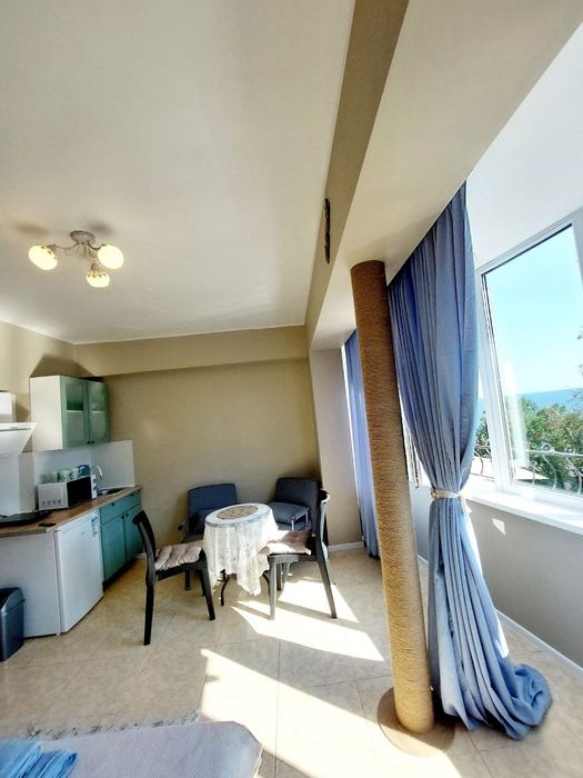 Продается готовый бизнес апарт отель с видом на море в Совиньоне