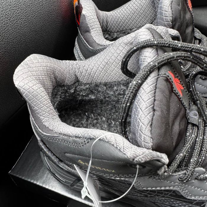 Чоловічі зимові кросівки Reebok Zig Kinetica black Gore Tex Хутро