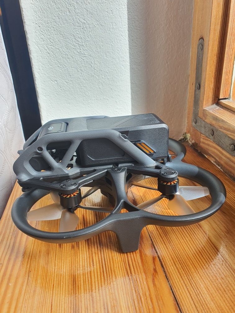 Dron DJI Avata 1  Explorer Combo Remote Controller 2