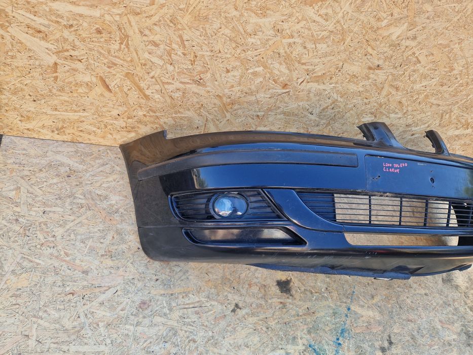 Seat Toledo II leon I zderzak przód czarny