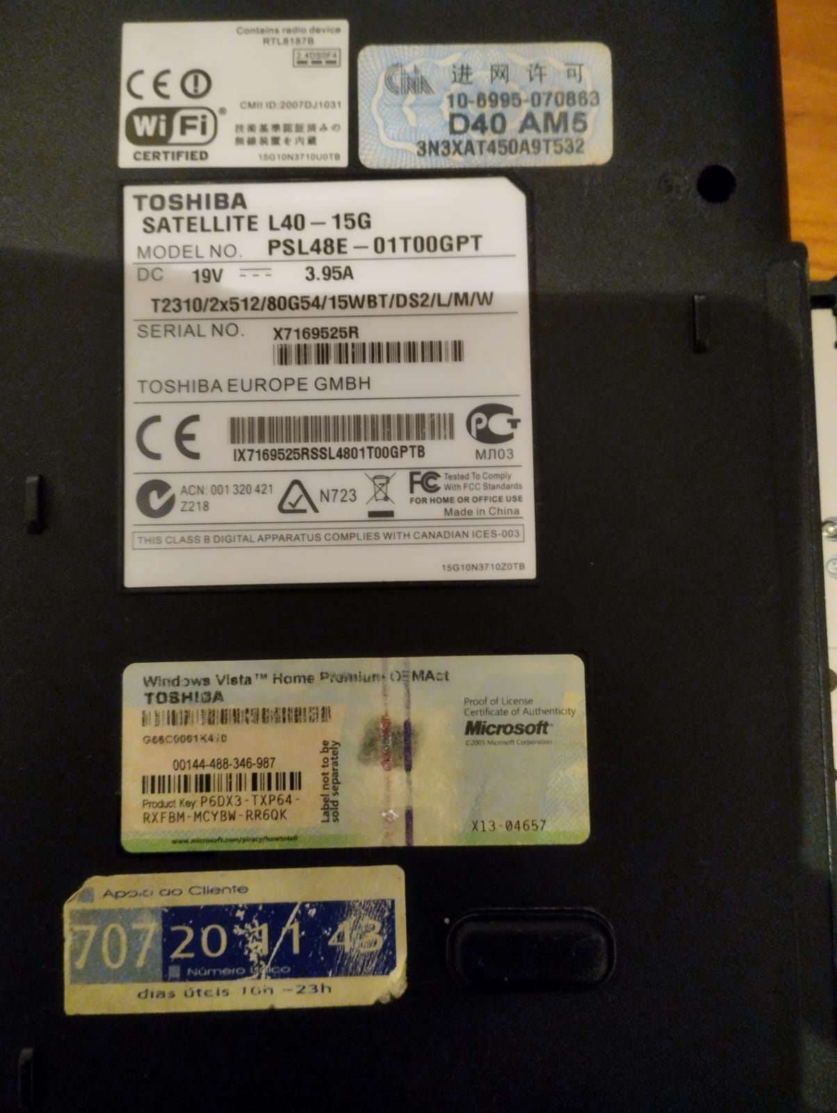 Vendo portátil  Toshiba a funcionar