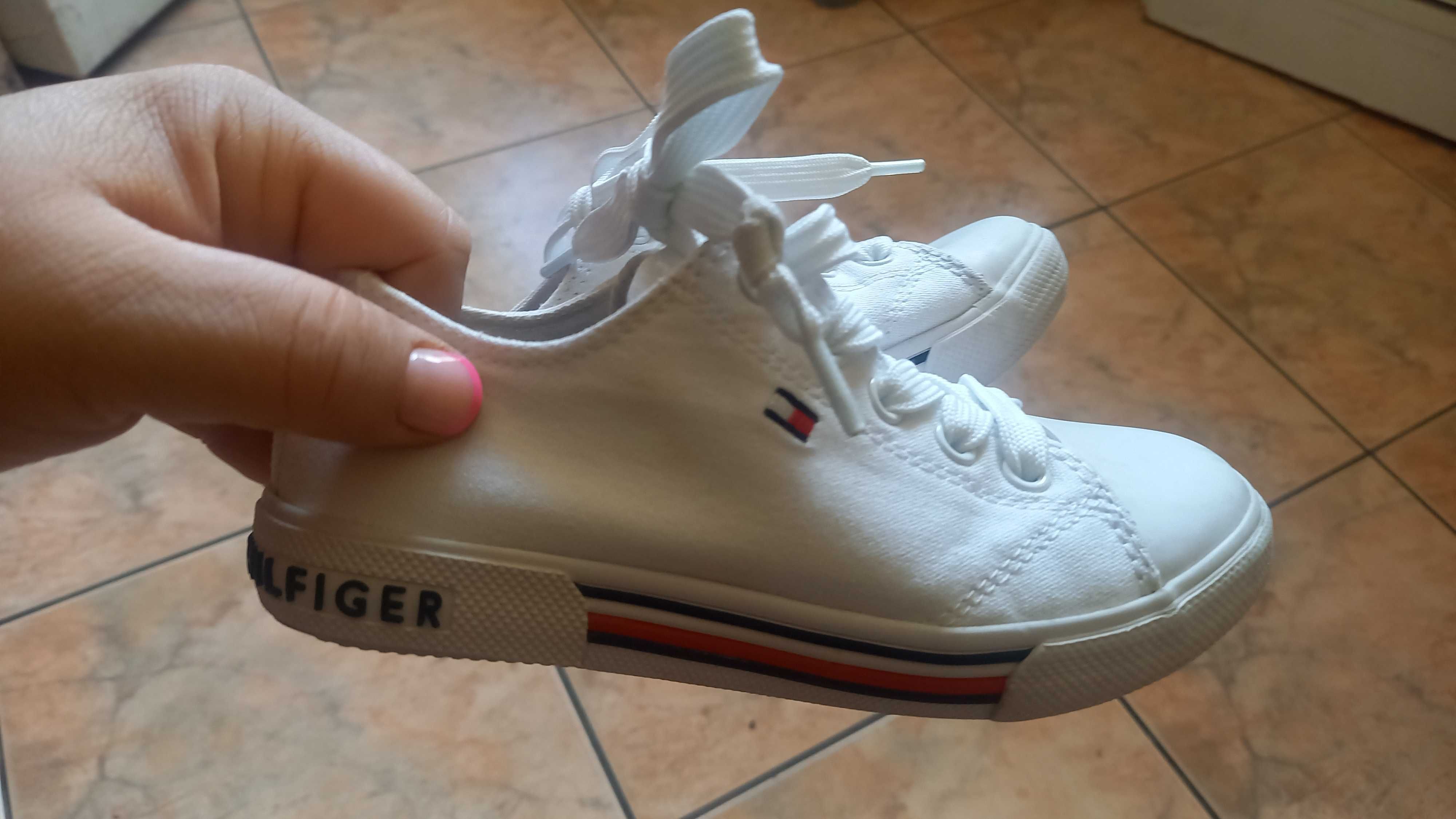 Buty nike i tommy hilfiger  rozmiar 28