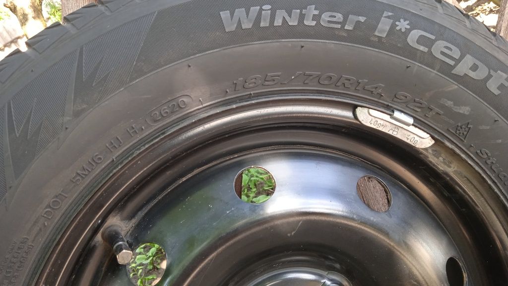 Колеса в сборе 185/70 R14 4*100