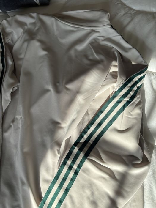 Tracksuit jacket Adidas - Limitado Ásia