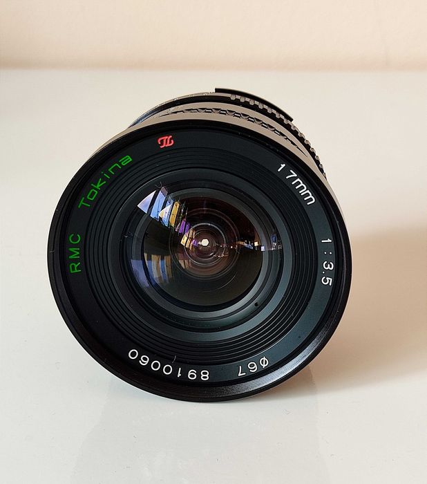Tokina 17mm f3.5 (Nikon F)